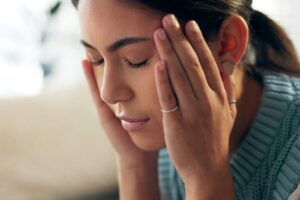 Dor de ouvido em adultos: Quando procurar um Otorrino